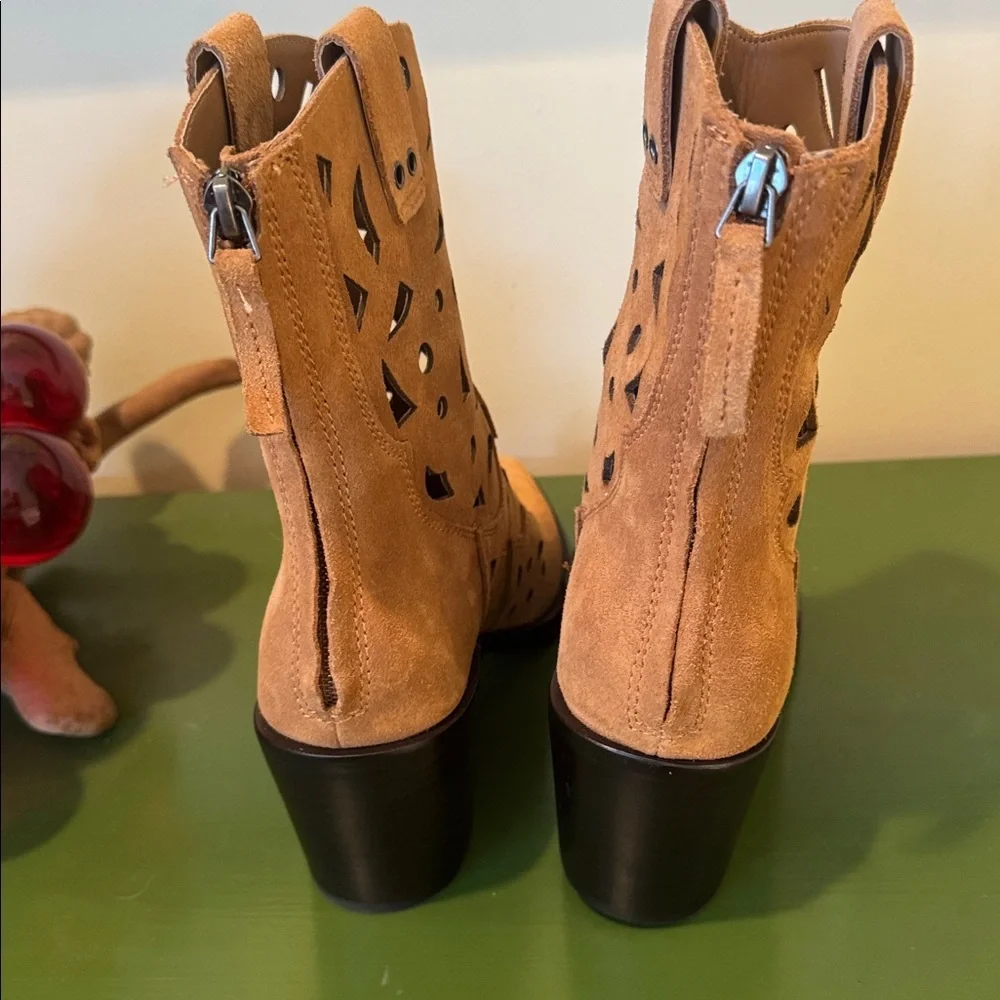 Dolce Vita 🎉Hp🎉NWOT tan bootie’s - Picture 4 of 8